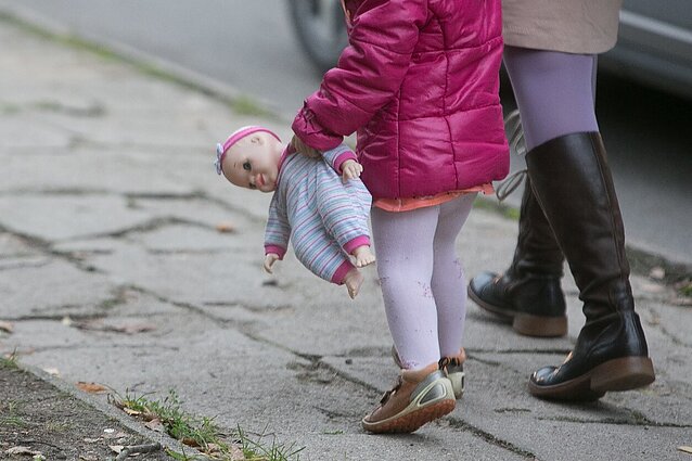 Psichologė patarė, kaip apsaugoti vaikus nuo nepažįstamųjų: reikia mokyti ne tik mandagumo