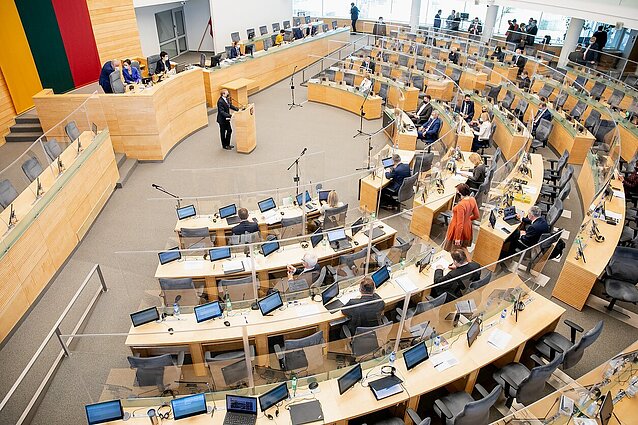 Šeši kandidatai į Seimą – vos 21-erių: sociologė tikina, kad politika negali būt tik hobis