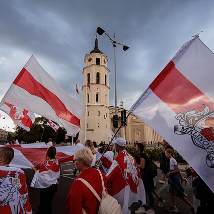 Ar prezidentas pagrįstai nesuteikia Lietuvos pilietybės rusams ir baltarusiams?