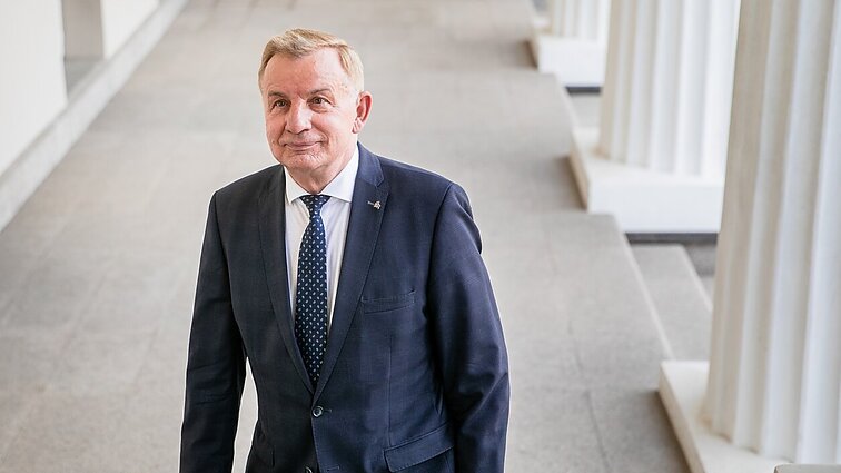 Į sūnaus vietą stoja tėvas: laikinuoju Jonavos meru patvirtintas Rimantas Sinkevičius