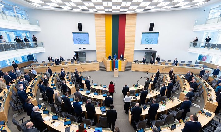 Urbonaitė tikina – kai kurie politikai jaučiasi nebaudžiami: žeria kritiką VRK