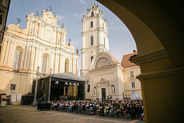 „Nesvarbu, ar baigėte šiemet, ar prieš 30 metų“: šiandien – VU alumnų susibūrimas