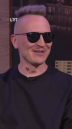 Dirgėla apie žmoną: jei ne ji, populiariu rašytoju nebūčiau