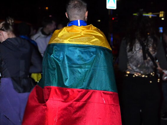 Світло солідарності з Україною: Благодійний забіг «Run for Light» об'єднав Вільнюс