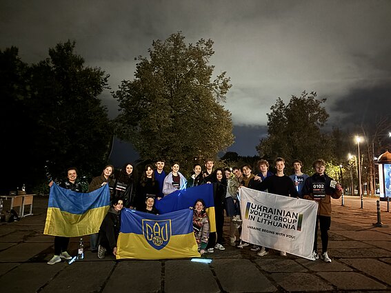 Світло солідарності з Україною: Благодійний забіг «Run for Light» об'єднав Вільнюс