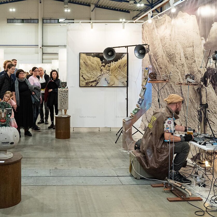 Prasideda 15- oji meno mugė „ArtVilnius“. Džiaugsmas augančia auditorija ir ryžtas didėti