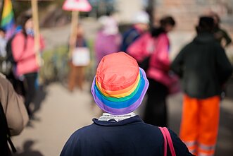 Протест LGBTQ+ (ассоциативное) Протест LGBTQ+ (ассоциативное)