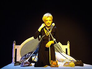 Daiva Stubraitė – Ema Berg „Rudens stiliaus moteris“ (rež. Sergejus Paciukas), KVDT 2006 m. 