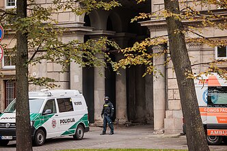 Vilniaus centre aidėjo šūviai, sužeisti du pareigūnai