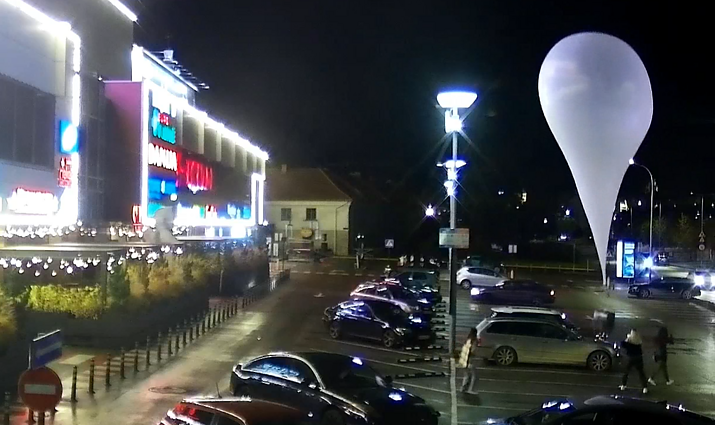 Naktį iš Baltarusijos paleisti 29 balionai su kontrabanda: vienas nukrito Vilniaus centre