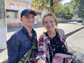 Saša su mama Margarita dėkojo, kad pavežiau juos iki autobusų stoties