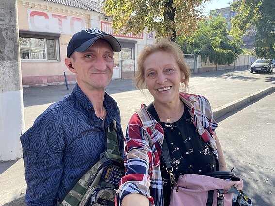 Saša su mama Margarita dėkojo, kad pavežiau juos iki autobusų stoties