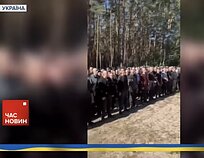 Televizijoje rodomi reportažai apie kalinių norą prisijungti prie kariuomenės