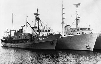 1962 m. gegužės 2 d. Islandijos kateris „Thor“ atgabena britų tralerį „Ben Lui“ iš Aberdyno į Reikjaviko uostą Islandijoje po to, kai traleris, kaip įtariama, žvejojo už Islandijos 12 jūrmylių žvejybos ribos.