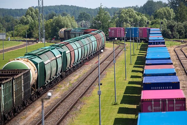 Транзитные российские грузы из Калининграда следуют через территорию Литвы. Июнь 2022 года