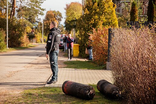 Vilniaus rajone, Juodšiliuose, dega dviejų aukštų namas