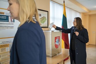 Lietuvos ambasadoje Kyjive vyksta Seimo rinkimai