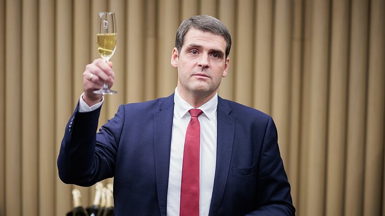 Žemaitaitis sako pergalę švenčiantis jau nuo ryto: išgyvensime ir be koalicijos