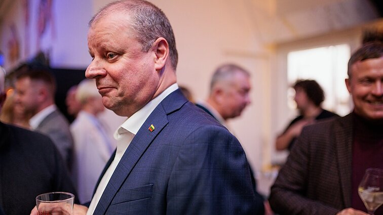 Skvernelis apie Landsbergio pažadus tiesti pagalbos ranką: tegul pagelbėja sau