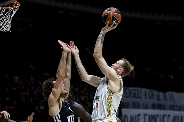 Visiškas atkarpų žaidimas: „Žalgiris“ išlaiko dviženklį pranašumą prieš Bolonijos „Virtus“