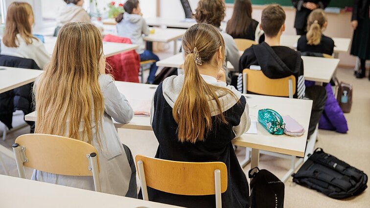 Skaitmeninės etikos ekspertė apie telefonus mokyklose: reikia sugrąžinti dėmesį ugdymui