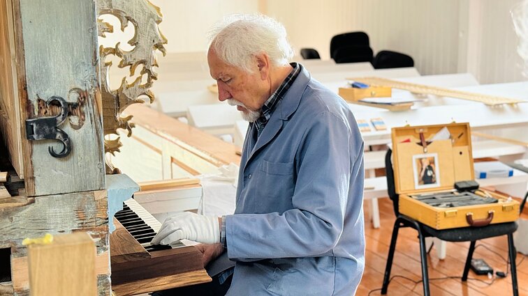 Vieni seniausių vargonų Baltijos šalyse šiemet vėl suskambo Batakių liuteronų bažnyčioje