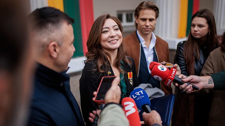 Pilietybės reikalų komisija siūlo prezidentui suteikti Lietuvos pilietybę Allison Reed