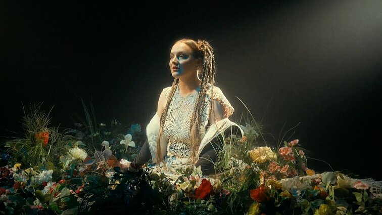 Naujame Petunijos vaizdo klipe – šešėlių teatro akcentai