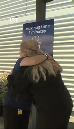 Kiek laiko reikia skirti apsikabinimui prieš skrydį?