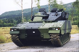 Vikšrinė kovos mašina CV90