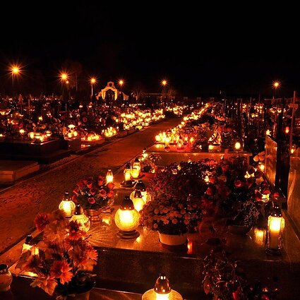 Kapų priežiūra: mitai, religinės tradicijos ir pagarba mirusiems