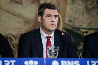 „Nemuno aušra“ spaudos konferencijoje po antrojo rinkimų turo. Remigijus Žemaitaitis
