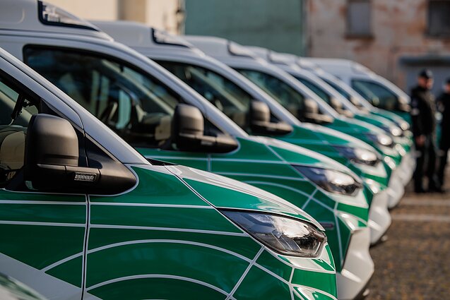 Policijos įstaigoms perduoti 26 nauji tarnybiniai automobiliai Policijos įstaigoms perduoti 26 nauji tarnybiniai automobiliai