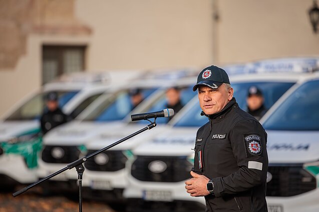 Policijos įstaigoms perduoti 26 nauji tarnybiniai automobiliai Policijos įstaigoms perduoti 26 nauji tarnybiniai automobiliai