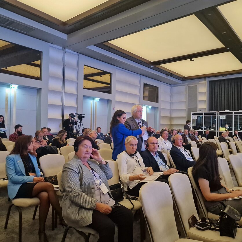 Asm. archyvas, Žemės ūkio bendrovių asociacijos prezidentas Eimantas Pranauskas pasisako diskusijoje Europos ūkininkų kongrese