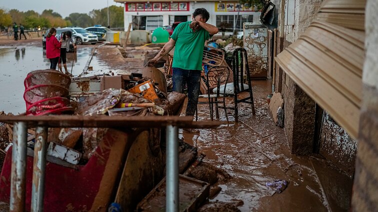 Vairuotojas Ričardas apie potvynio semiamą Valensiją: vaizdas primena apokalipsę