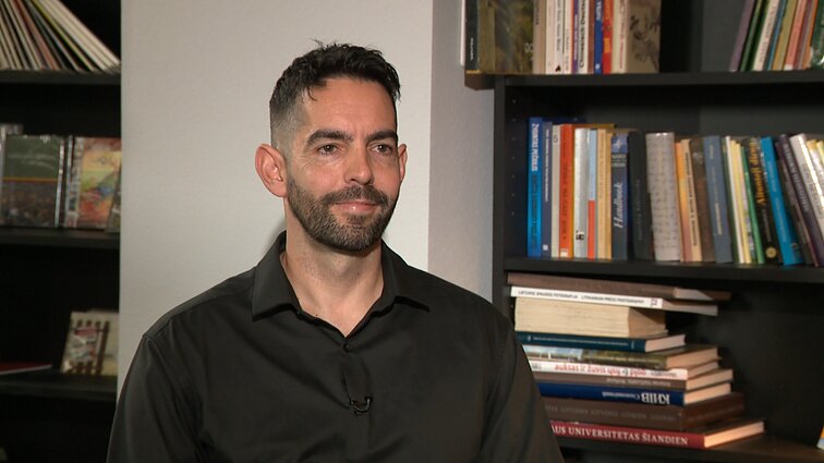 Dirbtinės mėsos pranašumus vardijęs ekspertas: galime apsaugoti savo maisto sistemą