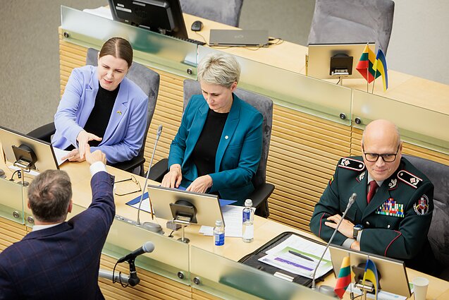 Nida Grunskienė. Statutinių pareigūnų diskusija Seime