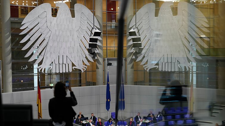 Ploja katučių dėl pirmalaikių rinkimų: populistinės Vokietijos partijos tikis įsitvirtinti