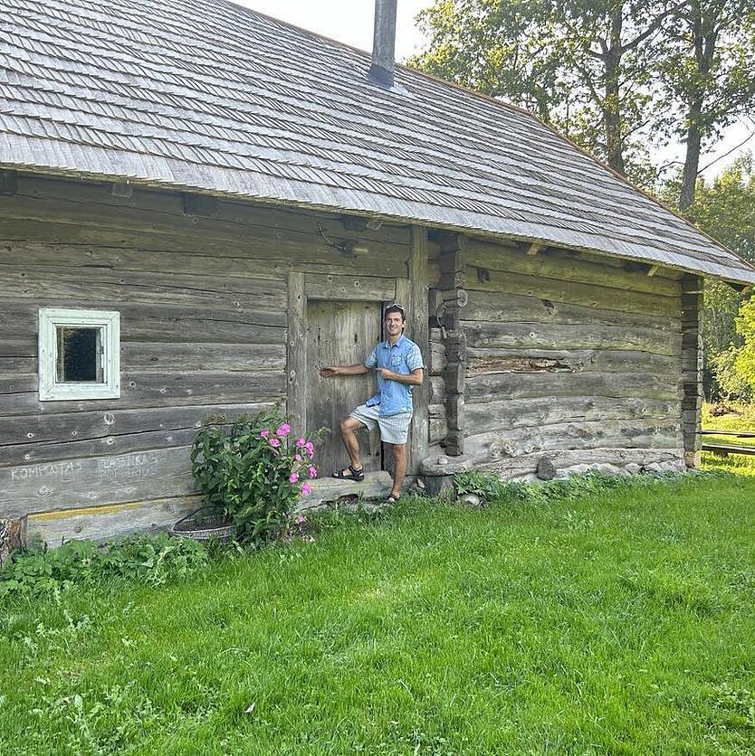 Rūta Simanavičienė, Pluoštinių kanapių augintas Andrius Šironas iš Molėtų rajono.