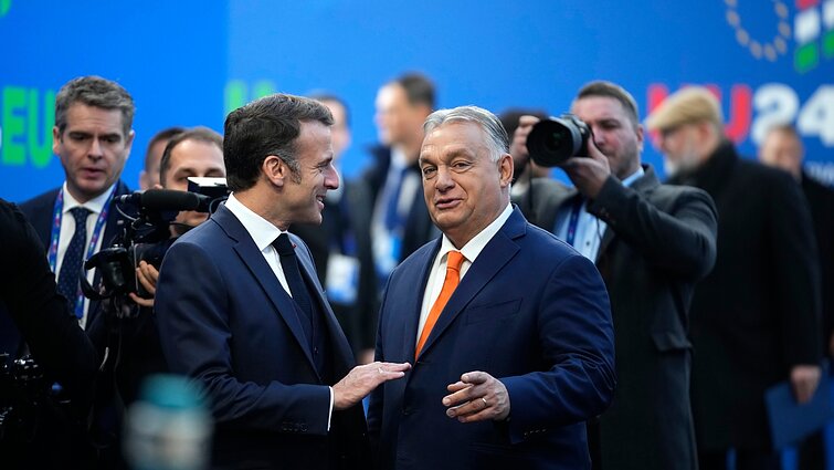 Po Trumpo pergalės – sumišusi Europa ir sėkmę šampanu laistęs Orbanas