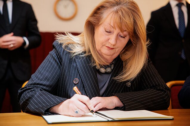 Vilija Blinkevičiūtė. Pasirašoma koalicijos sutartis