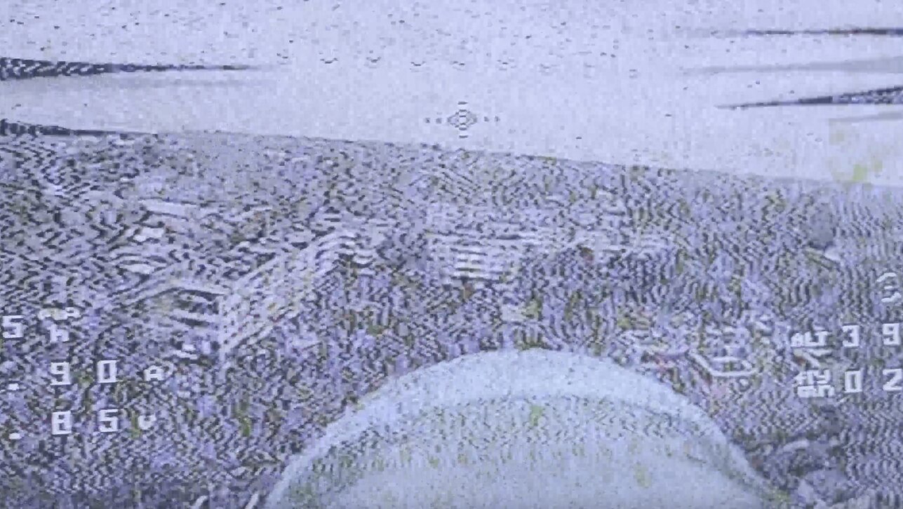 Rusų dronas skrendantis link ukrainiečių pozicijų.