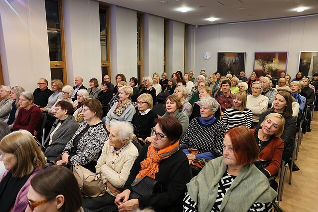Susitikimas su Giedre Žickyte Panevėžio apskrities Gabrielės Petkevičaitės-Bitės viešojoje bibliotekoje Susitikimas su Giedre Žickyte Panevėžio apskrities Gabrielės Petkevičaitės-Bitės viešojoje bibliotekoje