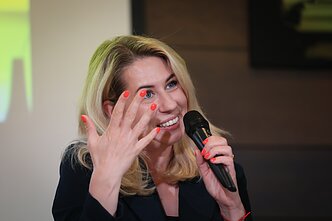 Giedrė Žickytė Panevėžio apskrities Gabrielės Petkevičaitės-Bitės viešojoje bibliotekoje Giedrė Žickytė Panevėžio apskrities Gabrielės Petkevičaitės-Bitės viešojoje bibliotekoje