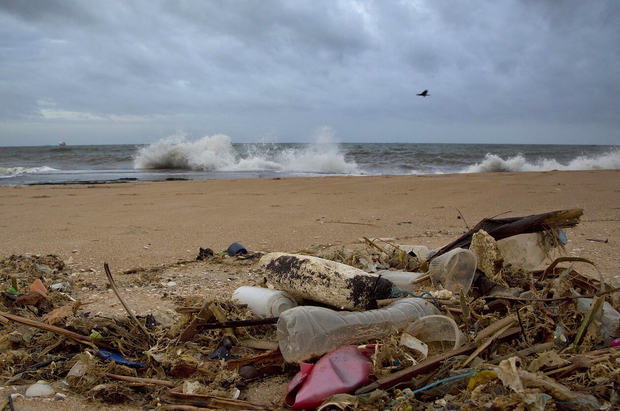 Plastiko šiukšlės paplūdymiuose