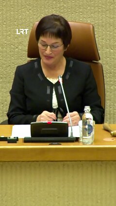 Į pirmąjį posėdį susirinko naujasis Seimas