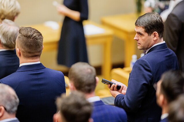 Akibrokštas Remigijui Žemaitaičiui: jam duodant priesaiką, dalis opozicijos paliko salę Akibrokštas Remigijui Žemaitaičiui: jam duodant priesaiką, dalis opozicijos paliko salę