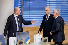 Parlamentarai renka Seimo pirmininką