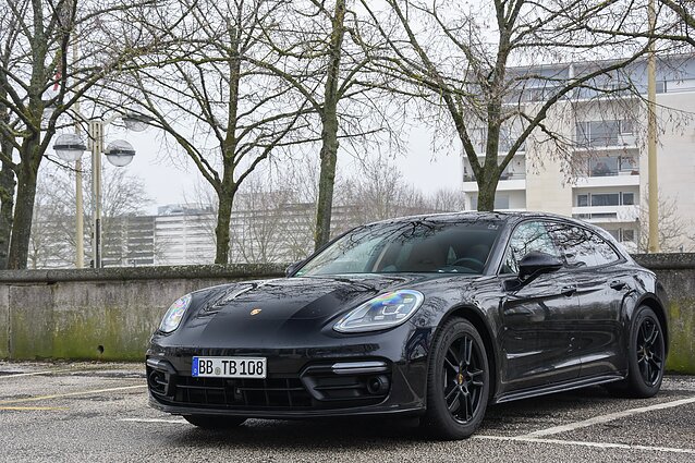 Porsche Panamera 4